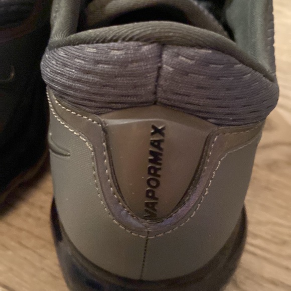 Nike Men’s Vapormax CS Midnight Fog in Excellent Condition with Reflective Coat - Picture 12 of 13